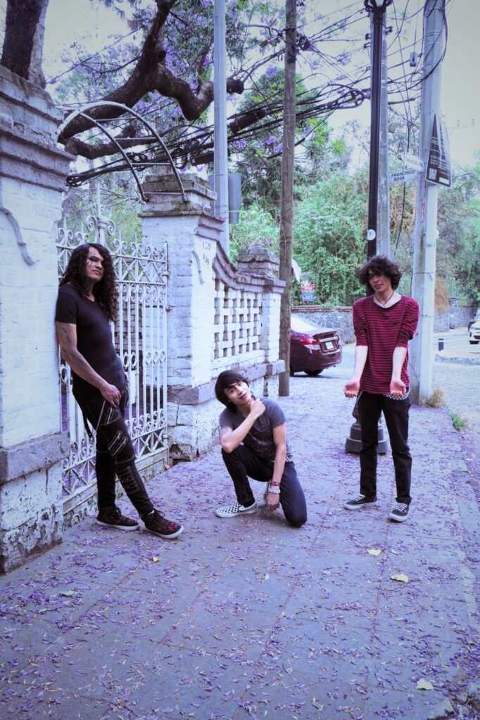 Elasticitá regresa con su nuevo álbum "Acid and Chronic", su segundo material de estudio. 2 22aea4aa b5b3 4b85 a3d0 da56e3a118c3